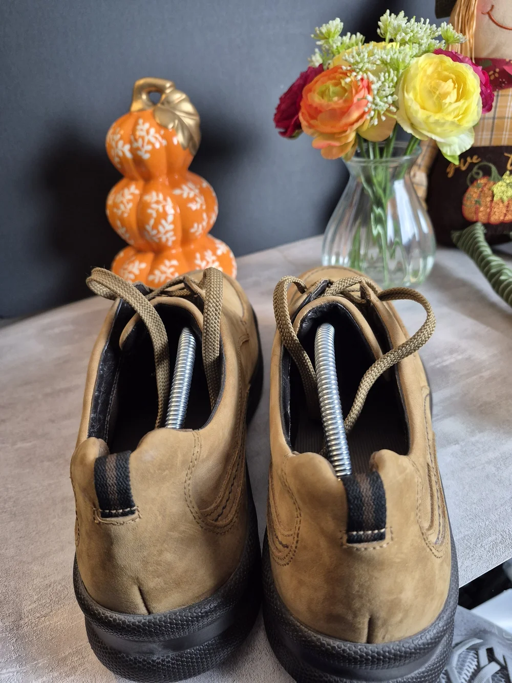 SAS Mens, Casual Suede Lace-Up Shoes in Brown.Size 12m.